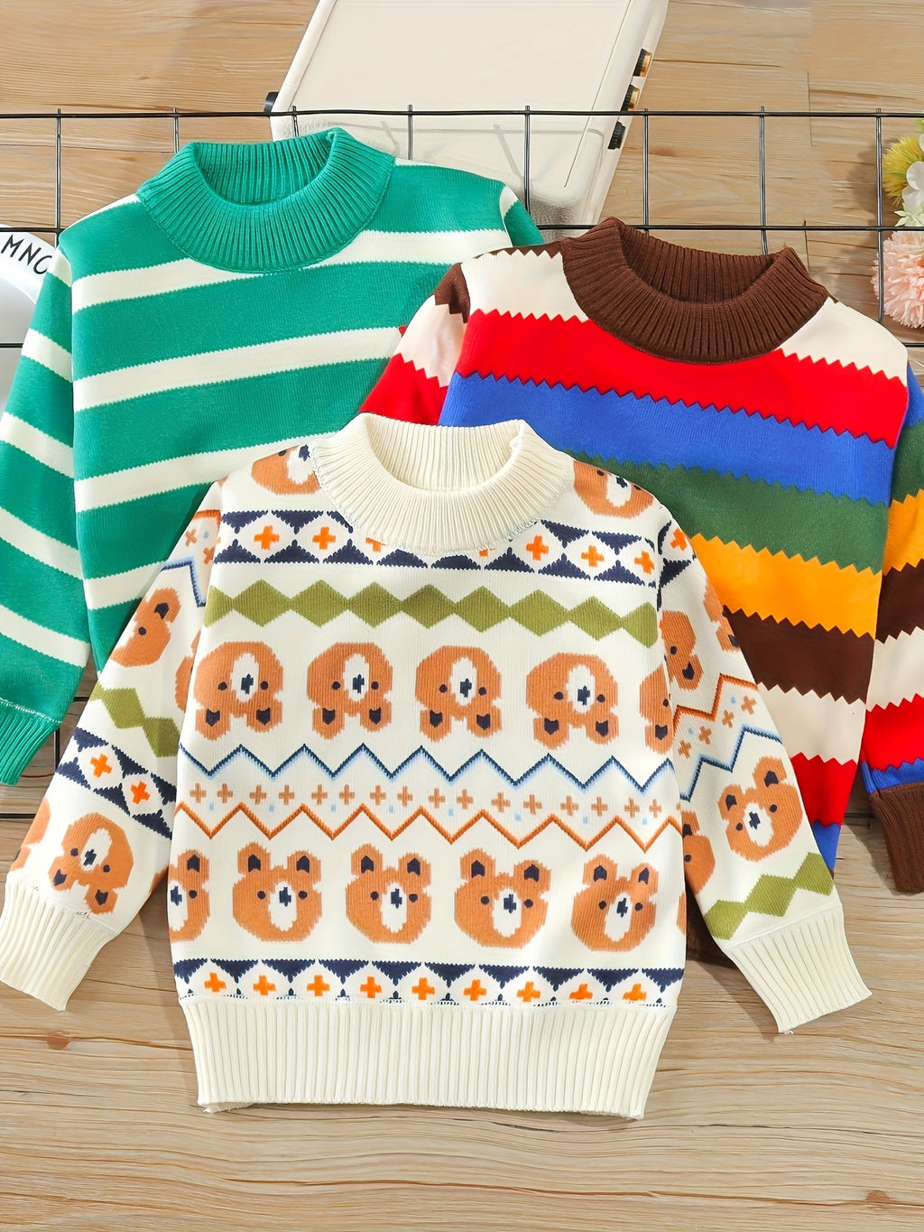 Ensemble de trois pulls d'hiver