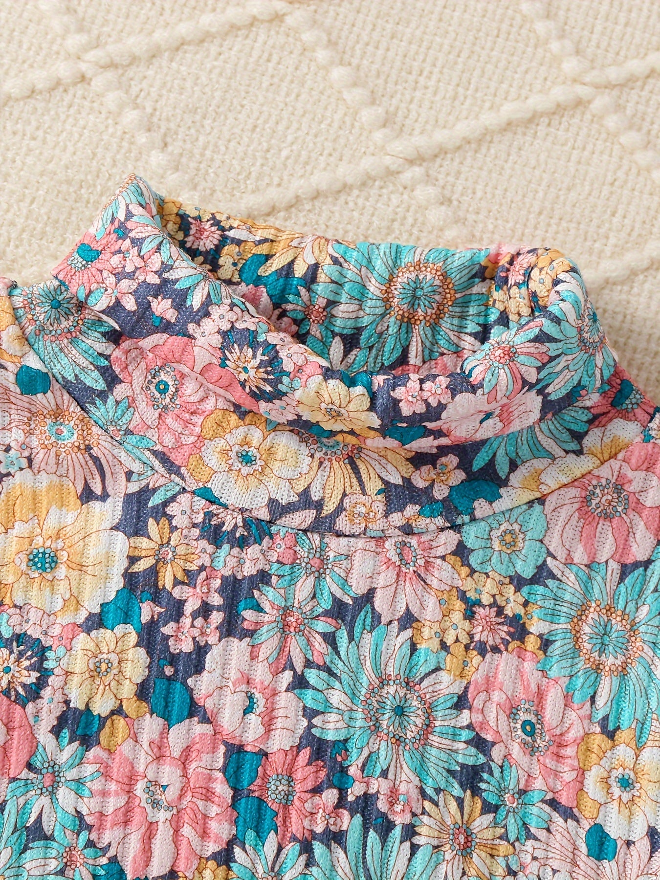 Ensemble de 4 sweatshirts à col montant