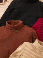 Ensemble de quatre pulls à col roulé