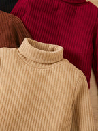 Ensemble de quatre pulls à col roulé